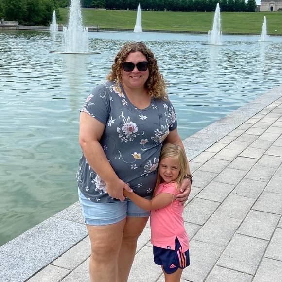 Meet your Posher, Amy - Picture 1 of 1